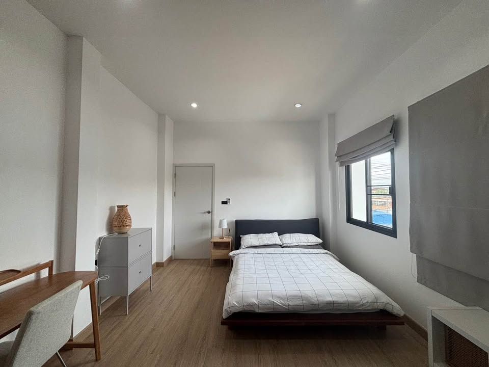 4 卧室 独立房屋 出租 在  - Image 17