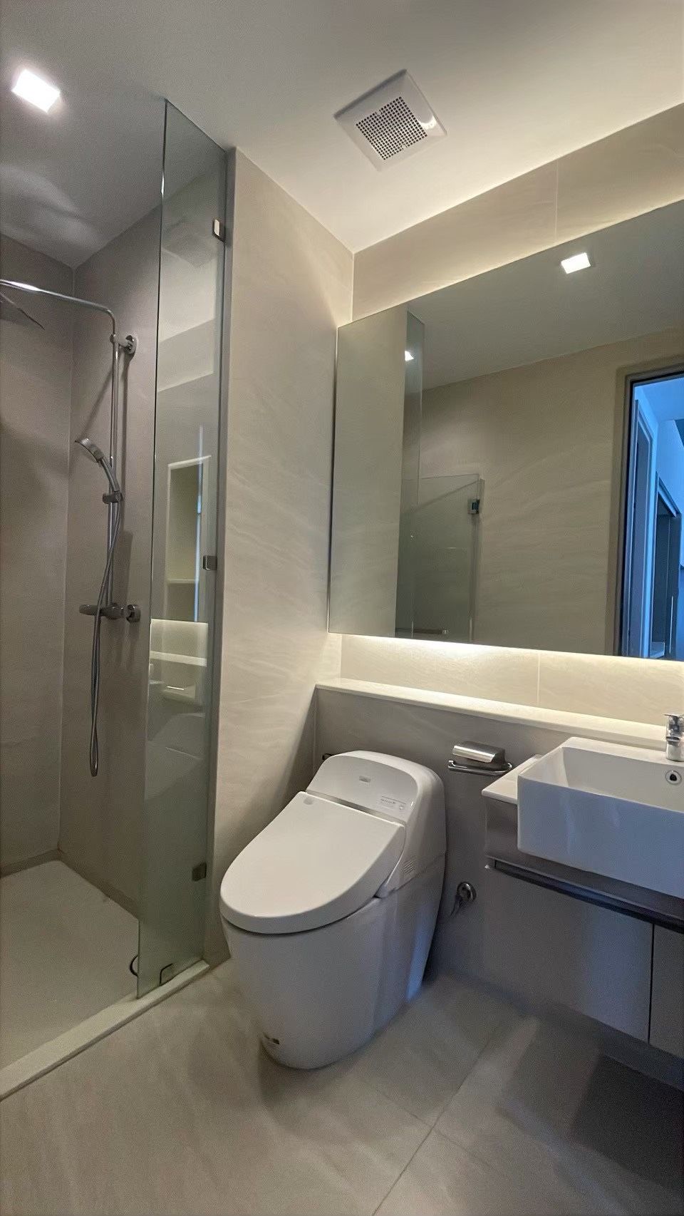 2 卧室 公寓 出租 在  - Image 5