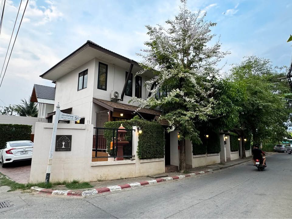 uploads/fd6bd717-700b-4a1c-8bbd-e097bbce9e68/65a1b6aa-6ee4-4a4c-8fdf-2ccc0132d051