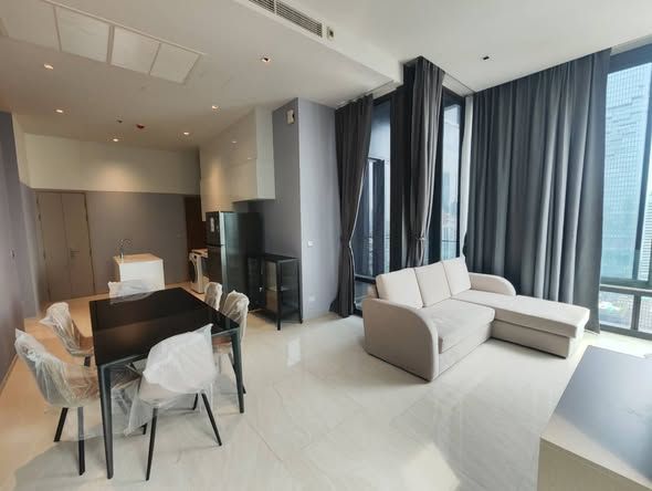 Ashton Silom - Image 1