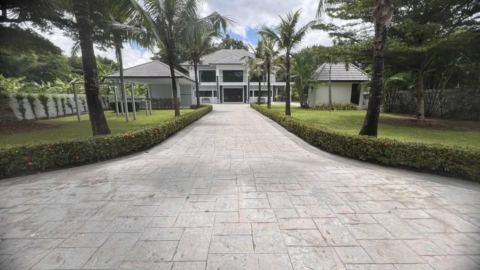 uploads/fd6bd717-700b-4a1c-8bbd-e097bbce9e68/66d15b3f-bdbd-42aa-a074-f97a8ad06b7a