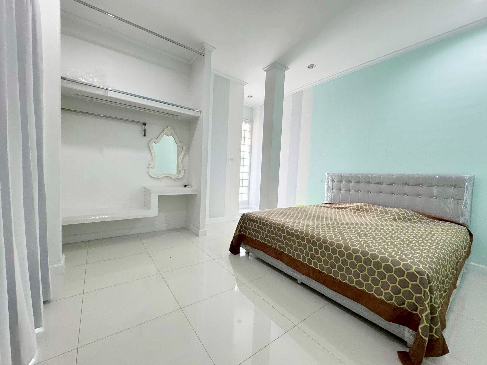 2 卧室 独立房屋 出租 在  - Image 7