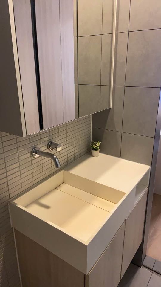 ไซมิส ราชครู - Image 1