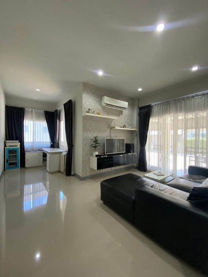 3 卧室 独立房屋 出售 在  - Image 3