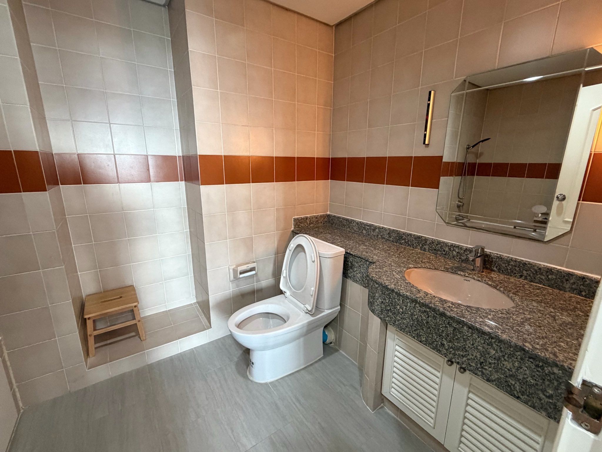 Citi Resort Sukhumvit 49 - Image 8