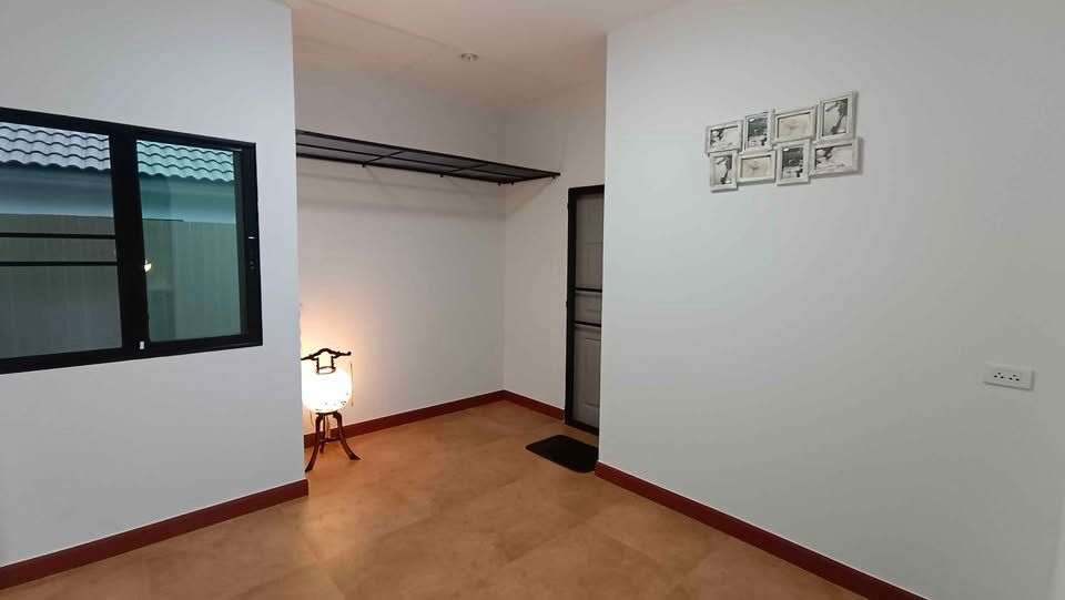 3 卧室 独立房屋 出售 在  - Image 15