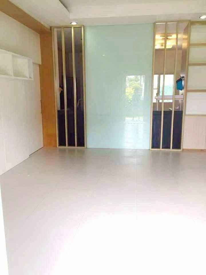 5 卧室 独立房屋 出租 在  - Image 4