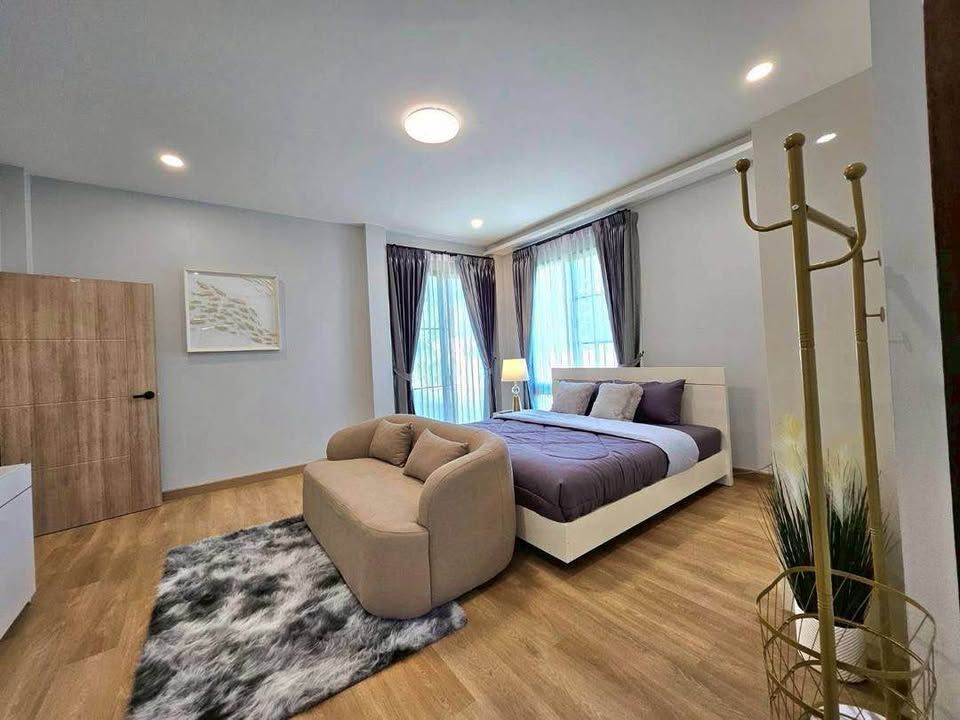 4 卧室 独立房屋 出租 在  - Image 16