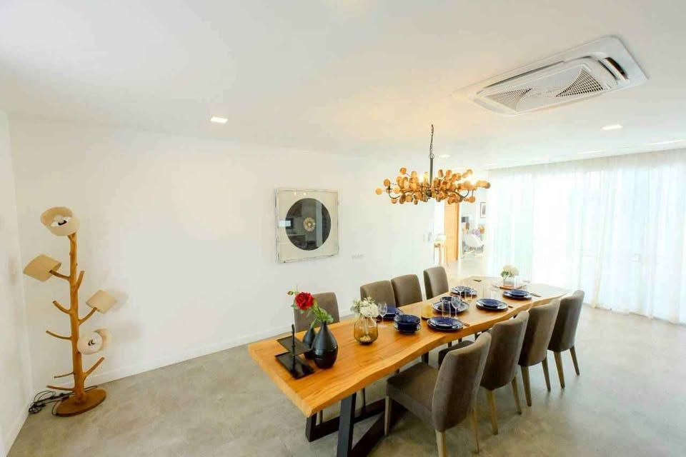 5 卧室 独立房屋 出租 在  - Image 12