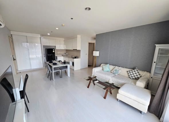 Rhythm Sukhumvit 42 - Image 2