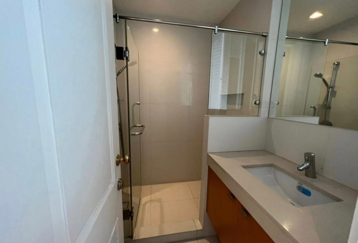 uploads/fd6bd717-700b-4a1c-8bbd-e097bbce9e68/7b674cc4-74d5-4173-8242-750a797a7e6c