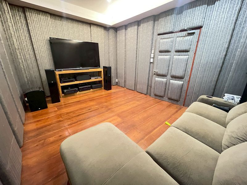 7 卧室 独立房屋 出售 在  - Image 5