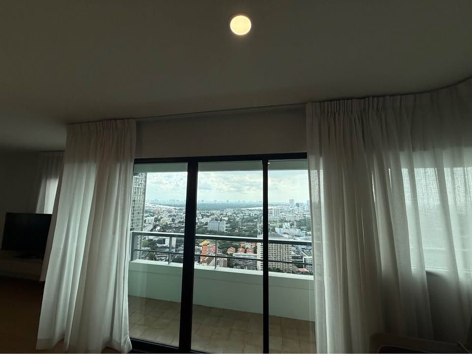 3 卧室 公寓 出租 在  - Image 13