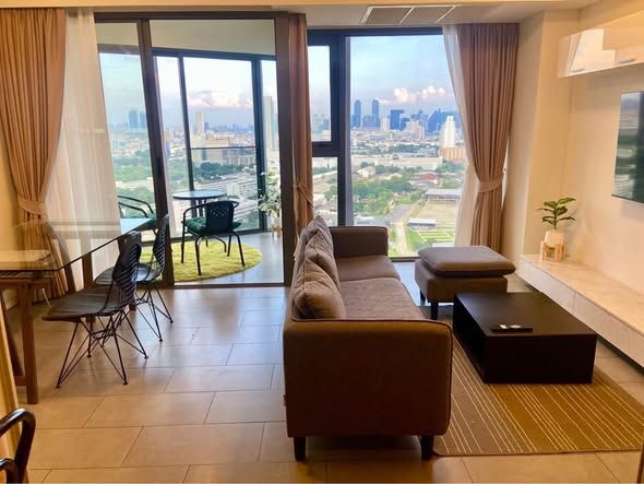 ไซมิส ราชครู - Image 2