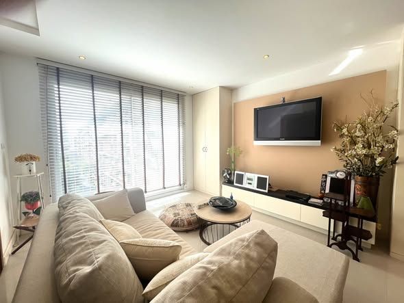 The Clover Thonglor - Image 2