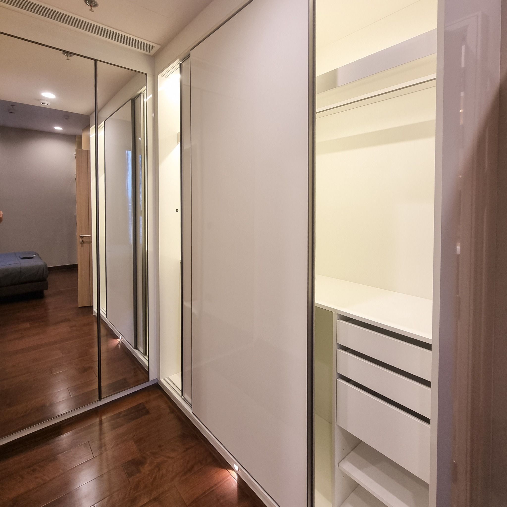 อนิล สาทร 12 - Image 7