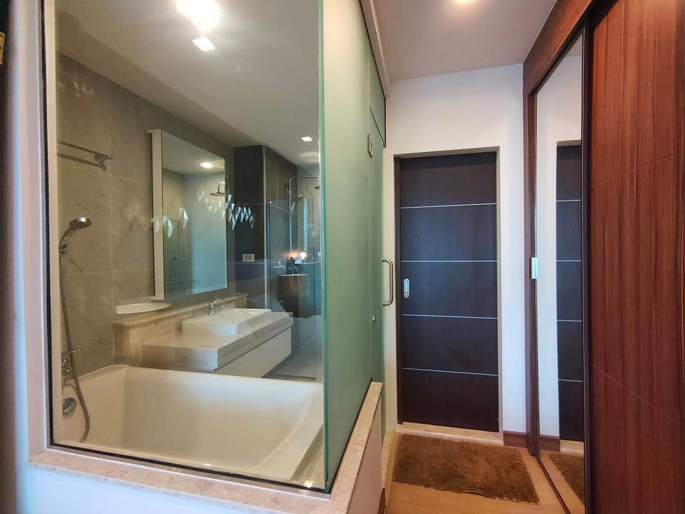 Astra Condo - Image 8