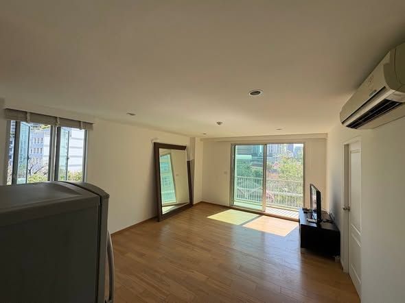 1 卧室 公寓 出租 在  - Image 7