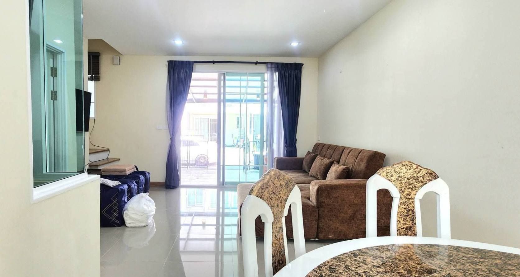 uploads/fd6bd717-700b-4a1c-8bbd-e097bbce9e68/91762669-7fe4-473c-a80d-b2f08543115b