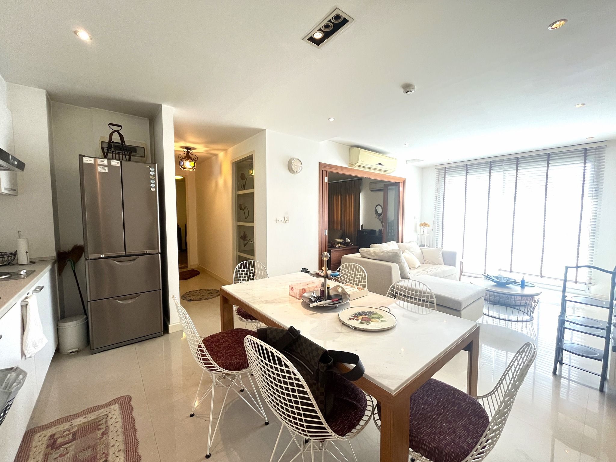 The Clover Thonglor - Image 1