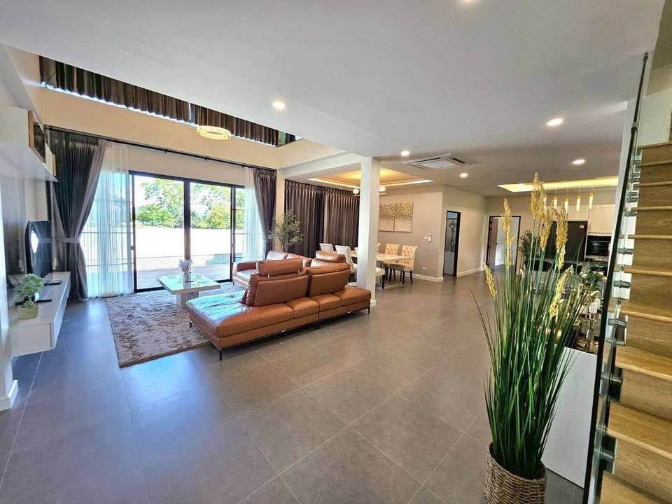 4 卧室 独立房屋 出租 在  - Image 8