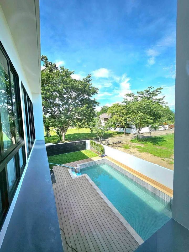 4 卧室 独立房屋 出租 在  - Image 2