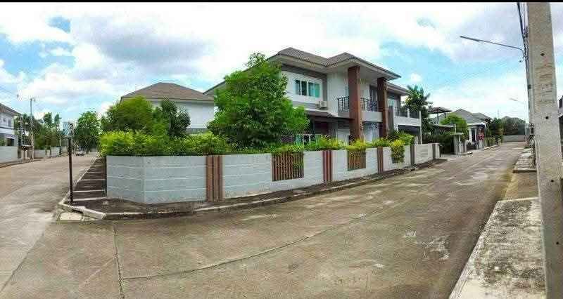 5 卧室 独立房屋 出租 在  - Image 1