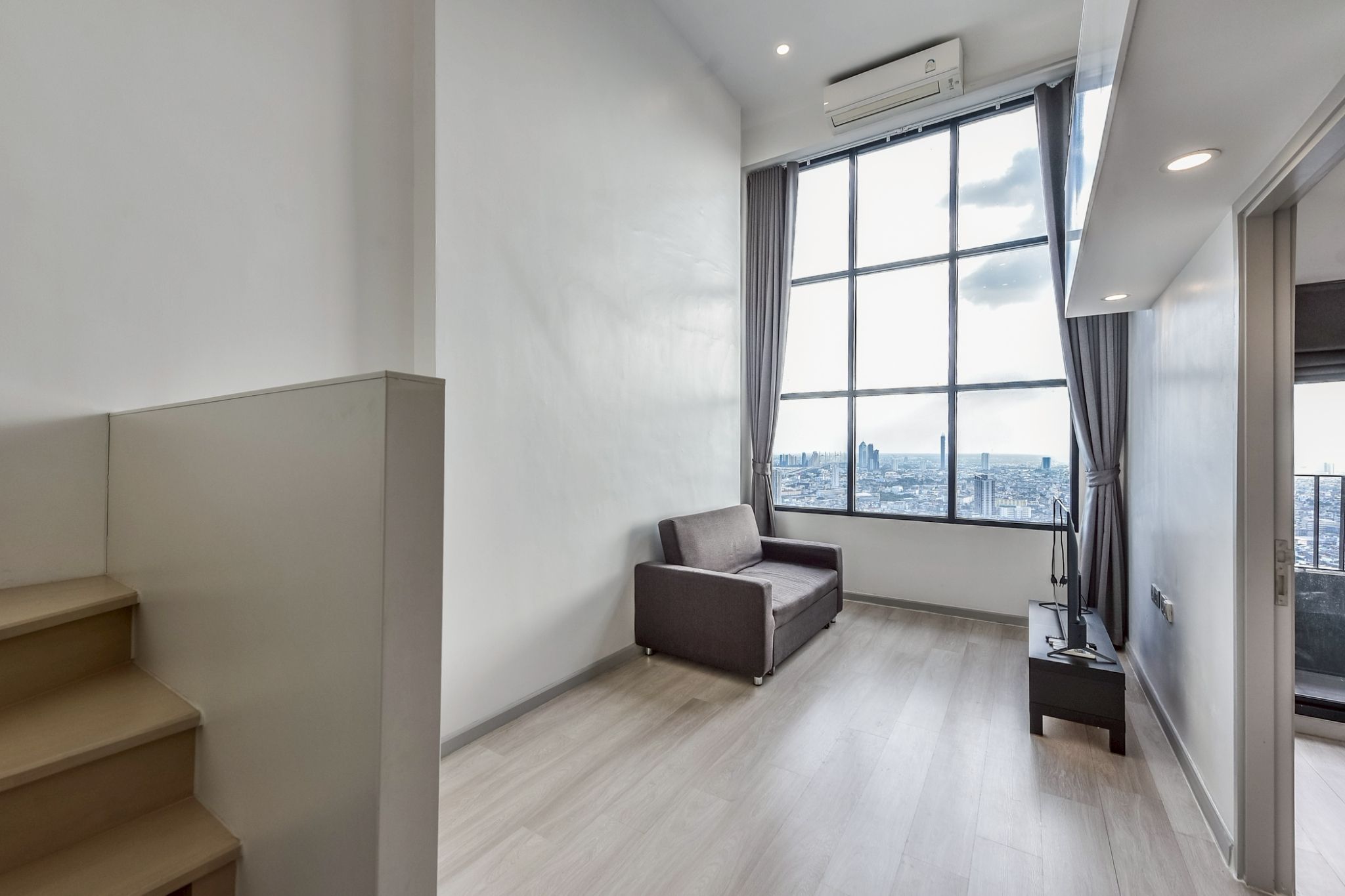 KnightsBridge Prime Sathorn - Image 2