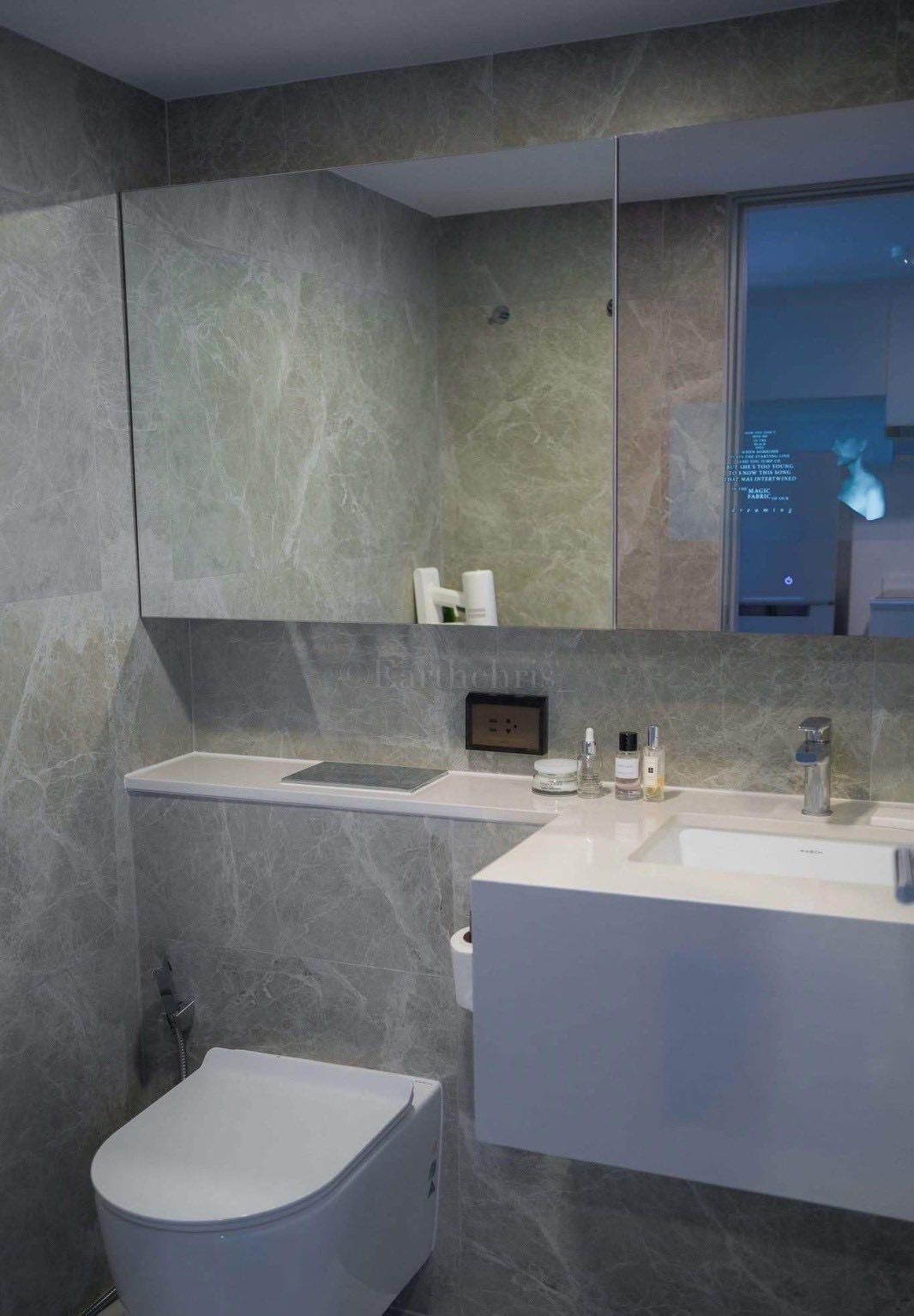 uploads/fd6bd717-700b-4a1c-8bbd-e097bbce9e68/98f86812-b73e-44dd-9682-95cc62582912