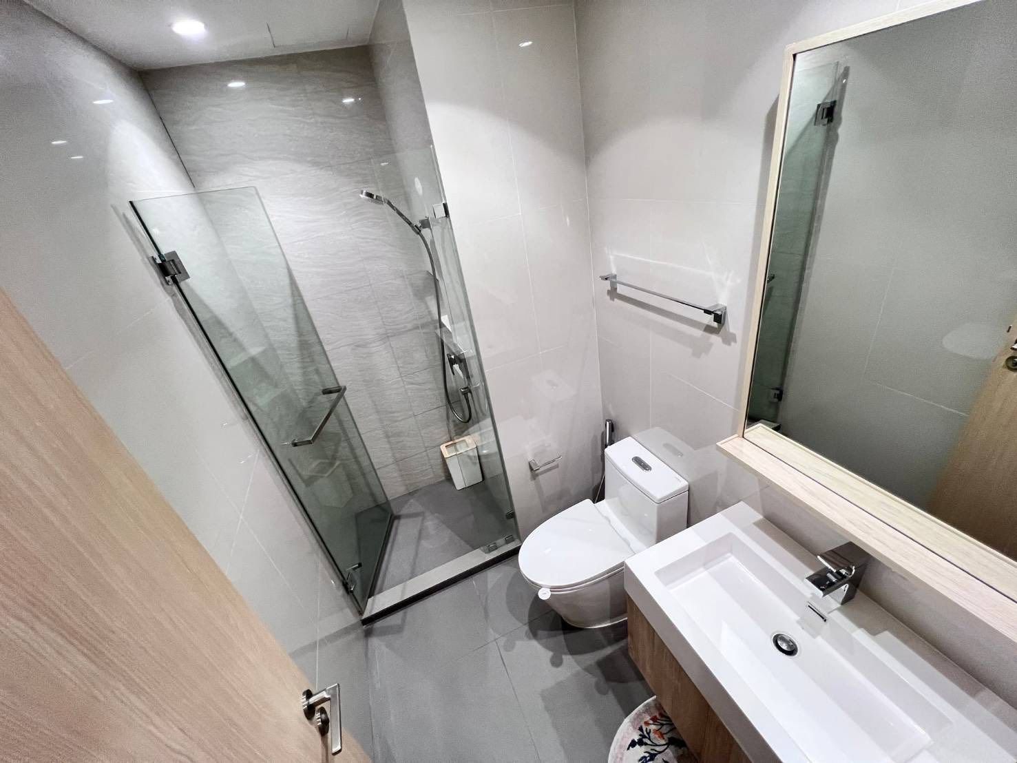 uploads/fd6bd717-700b-4a1c-8bbd-e097bbce9e68/99b277cc-fbe7-4a64-8358-70b8c91bd2a1