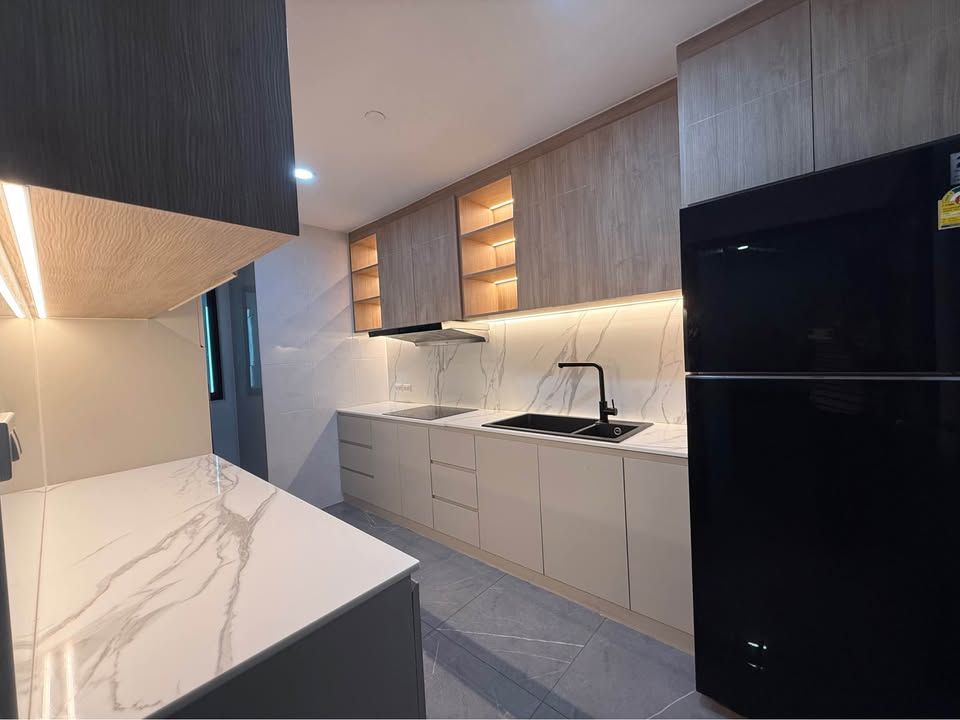 3 卧室 公寓 出租 在  - Image 9