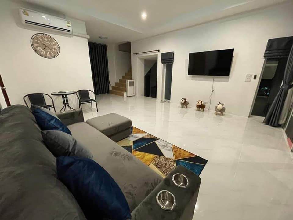 uploads/fd6bd717-700b-4a1c-8bbd-e097bbce9e68/9b3ea91f-1337-4aa0-bced-9b287caf8c79