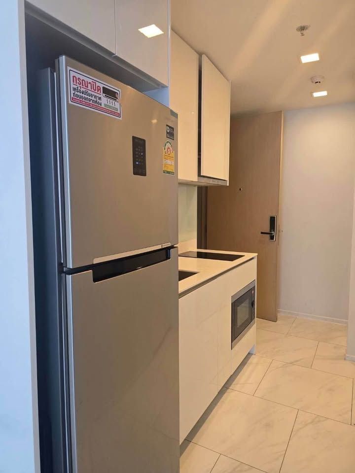 Hyde Sukhumvit 11 - Image 6