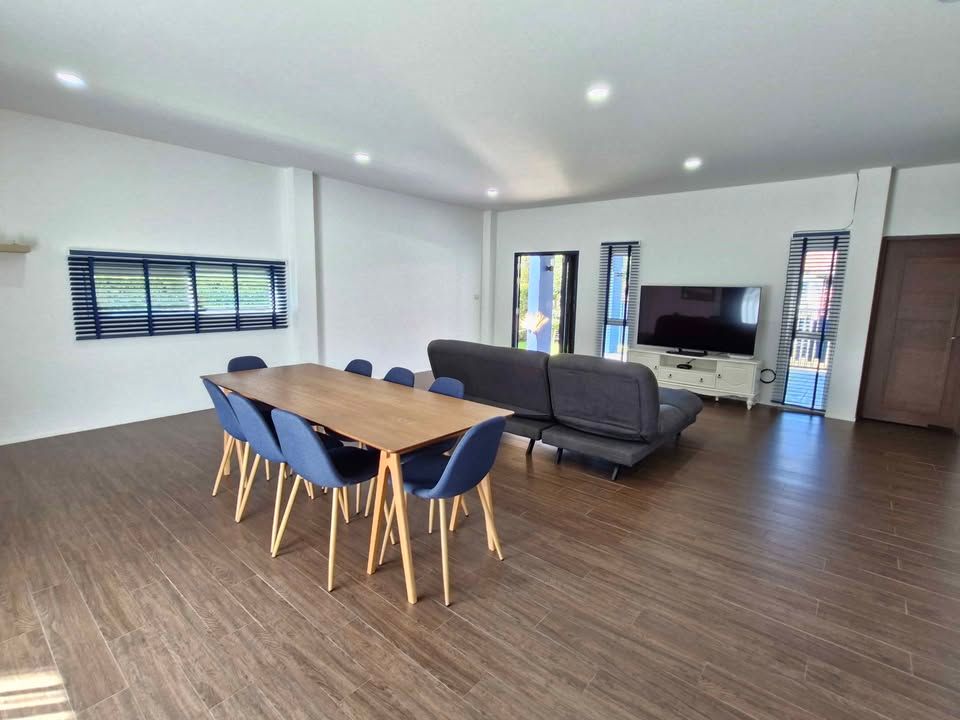 uploads/fd6bd717-700b-4a1c-8bbd-e097bbce9e68/9e78a6d5-60cb-4c19-8dc3-3bdf92d273db