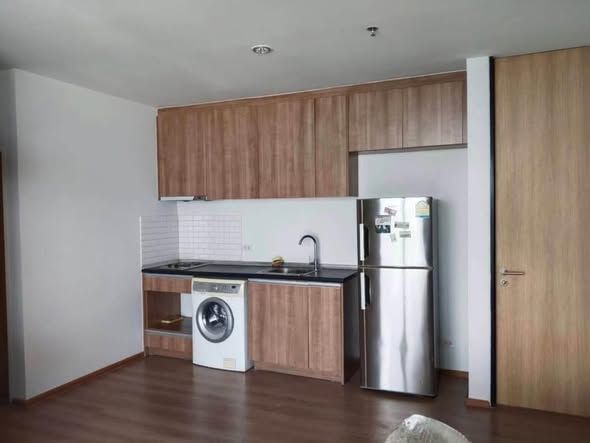 THE ISSARA LADPRAO - Image 5