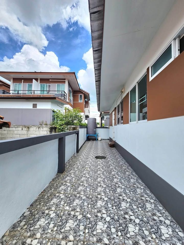 uploads/fd6bd717-700b-4a1c-8bbd-e097bbce9e68/9fcb1244-7cb4-42d9-9ab9-7d85c7b38631