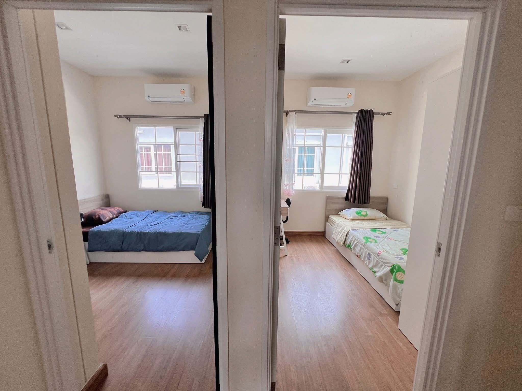 4 卧室 联排别墅 出租 在  - Image 20