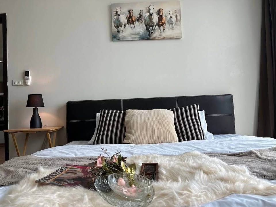 1 卧室 公寓 出租 在  - Image 3