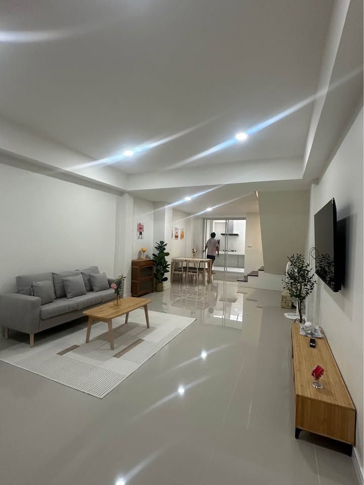 uploads/fd6bd717-700b-4a1c-8bbd-e097bbce9e68/a697bd43-7274-4aea-a320-65e95cf6008f