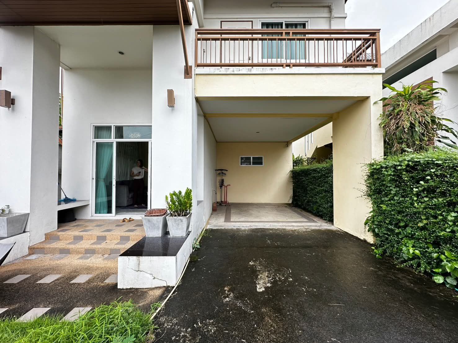 4 卧室 独立房屋 出租 在  - Image 3