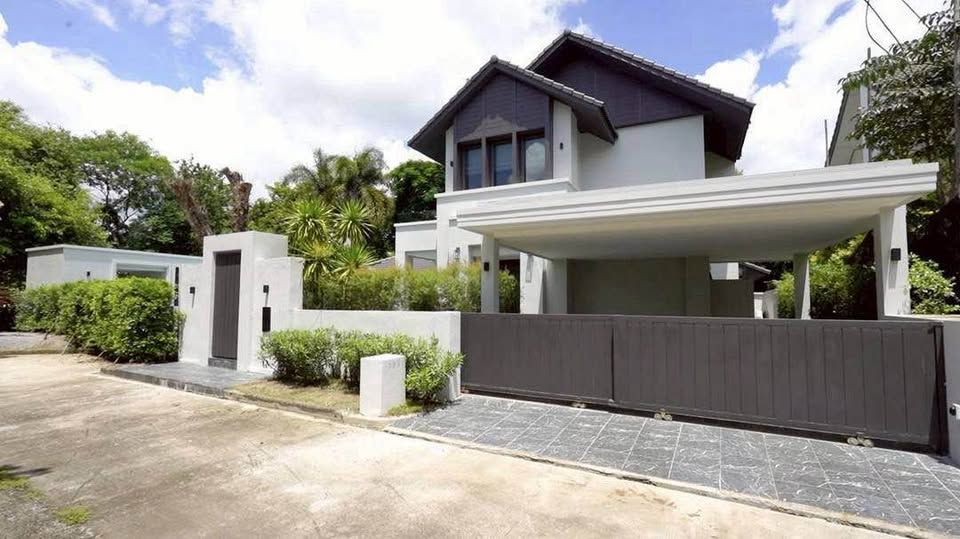 5 Bedroom House For Sale in Nong Khwai, Hang Dong, Chiang Mai - Image 1