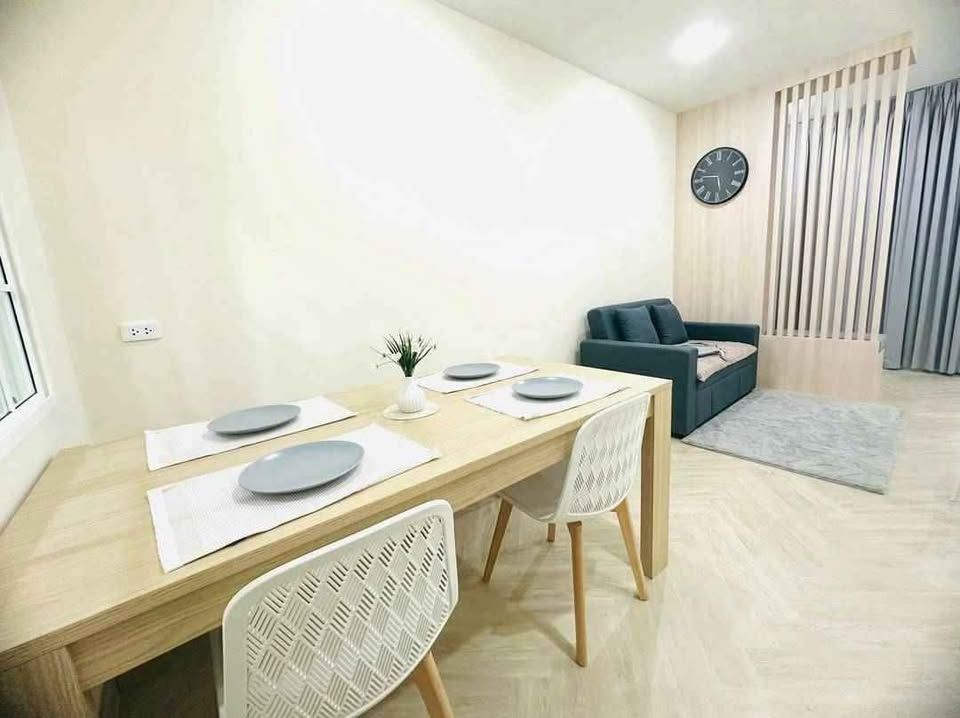 4 卧室 联排别墅 出租 在  - Image 4