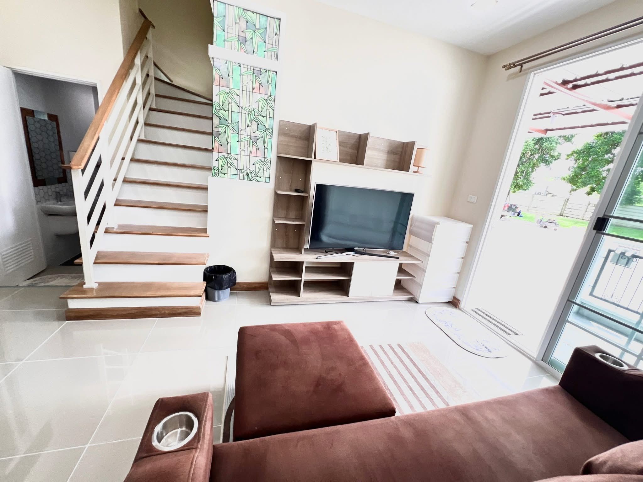 4 卧室 联排别墅 出租 在  - Image 5