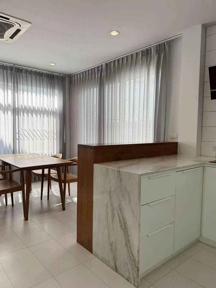 uploads/fd6bd717-700b-4a1c-8bbd-e097bbce9e68/abadd144-5fb8-476b-9bf5-8e8d20b185c7