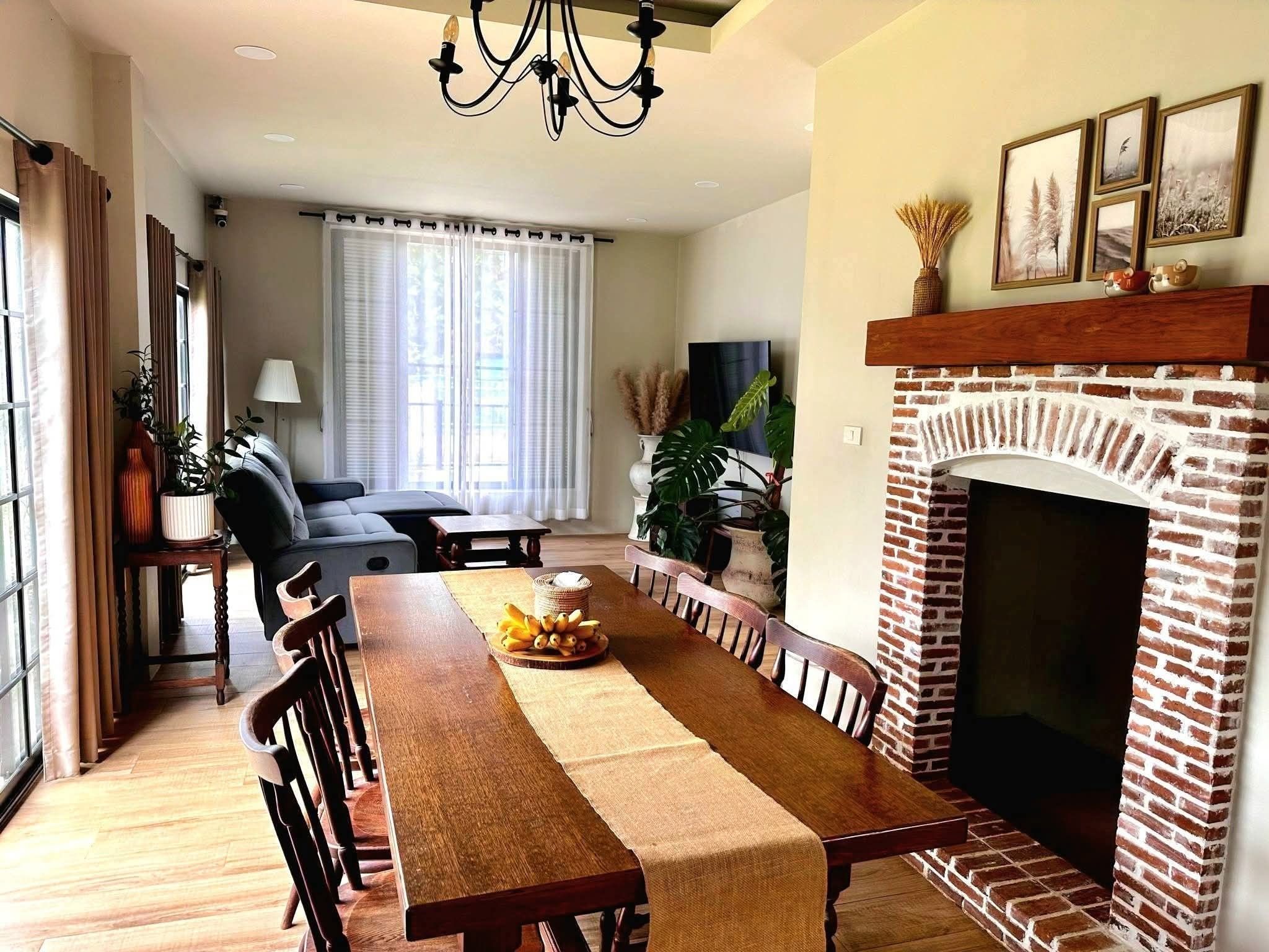 uploads/fd6bd717-700b-4a1c-8bbd-e097bbce9e68/abb03a2d-d89c-415b-bf26-e20fbcb5e637