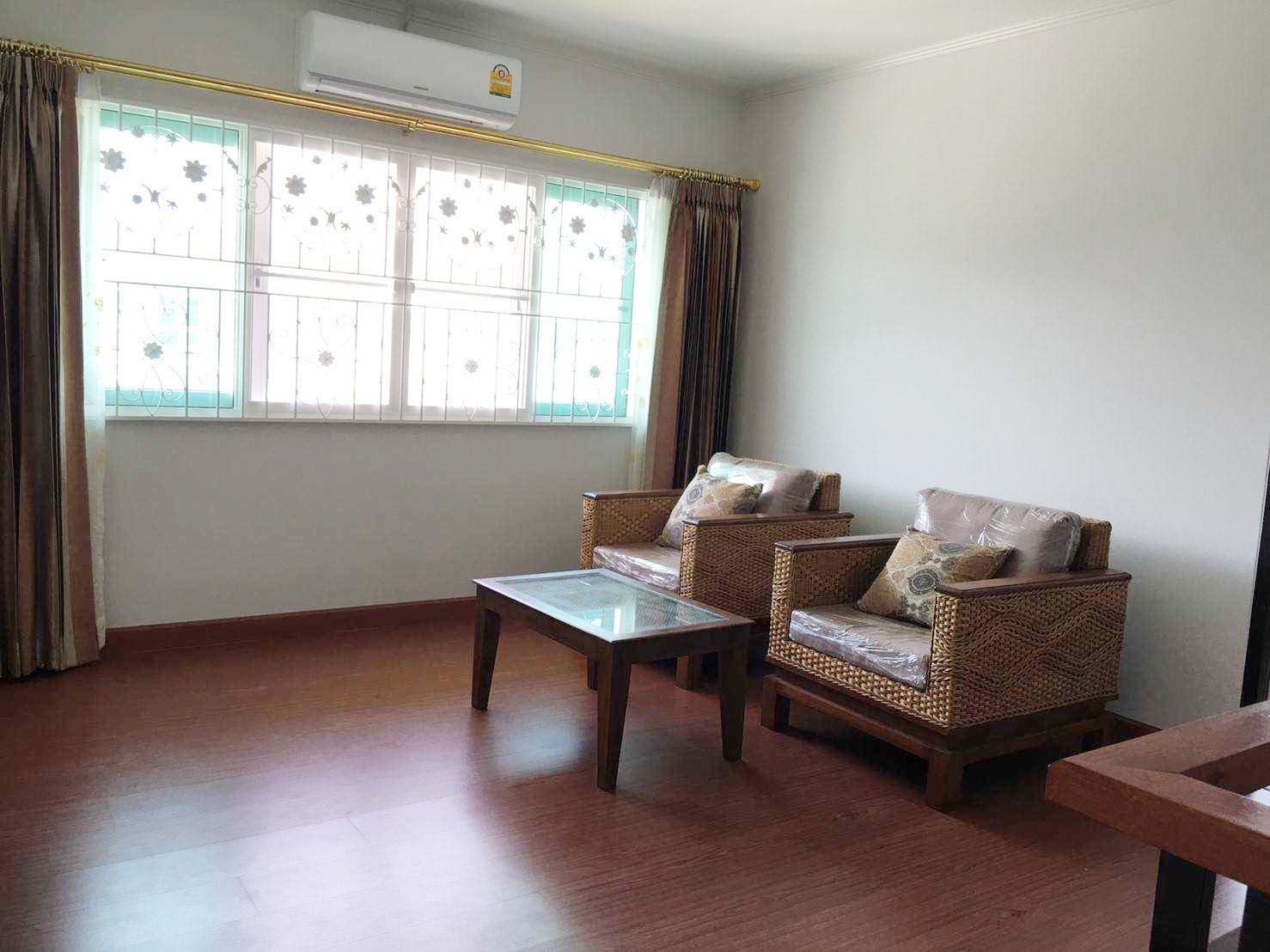 uploads/fd6bd717-700b-4a1c-8bbd-e097bbce9e68/b525f1e9-48c5-4592-9a1b-c187e76ba964