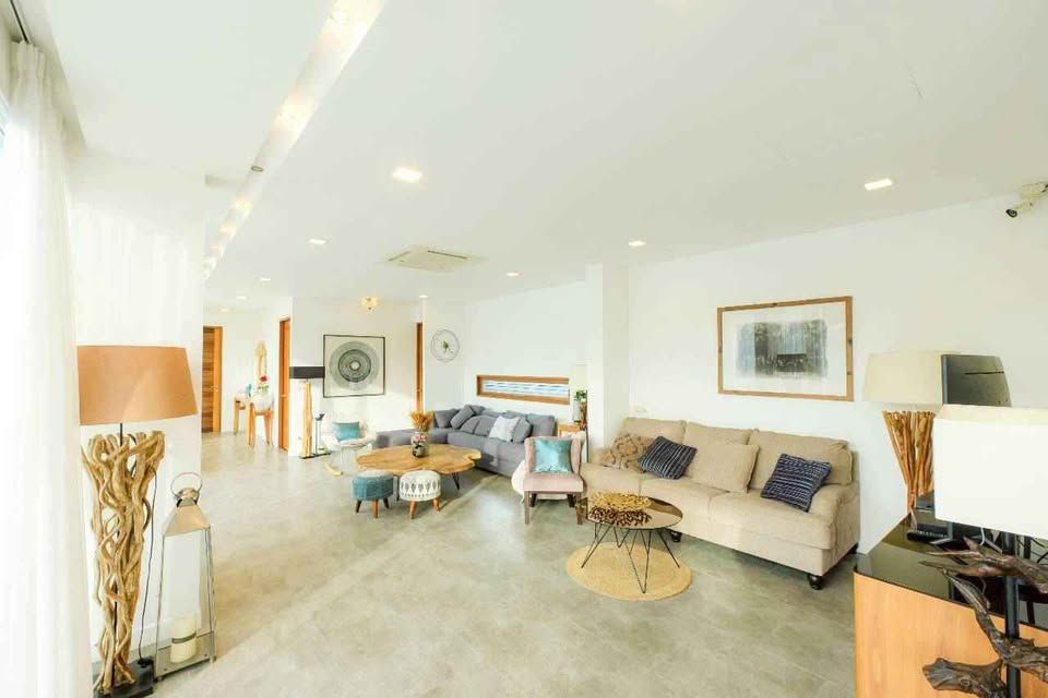 5 卧室 独立房屋 出租 在  - Image 9