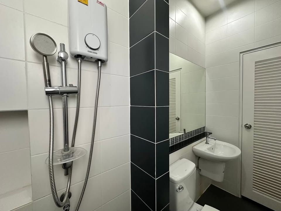 3 卧室 联排别墅 出租 在  - Image 10