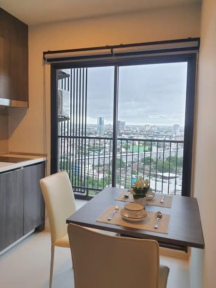 รูเนะสุ ทองหล่อ 5 - Image 1