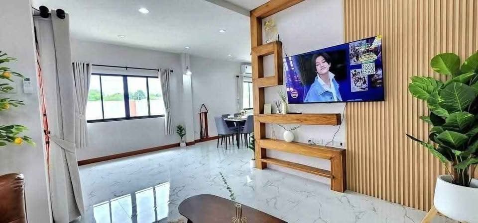 uploads/fd6bd717-700b-4a1c-8bbd-e097bbce9e68/bb7f8a0d-6007-4822-8731-46223704f46c